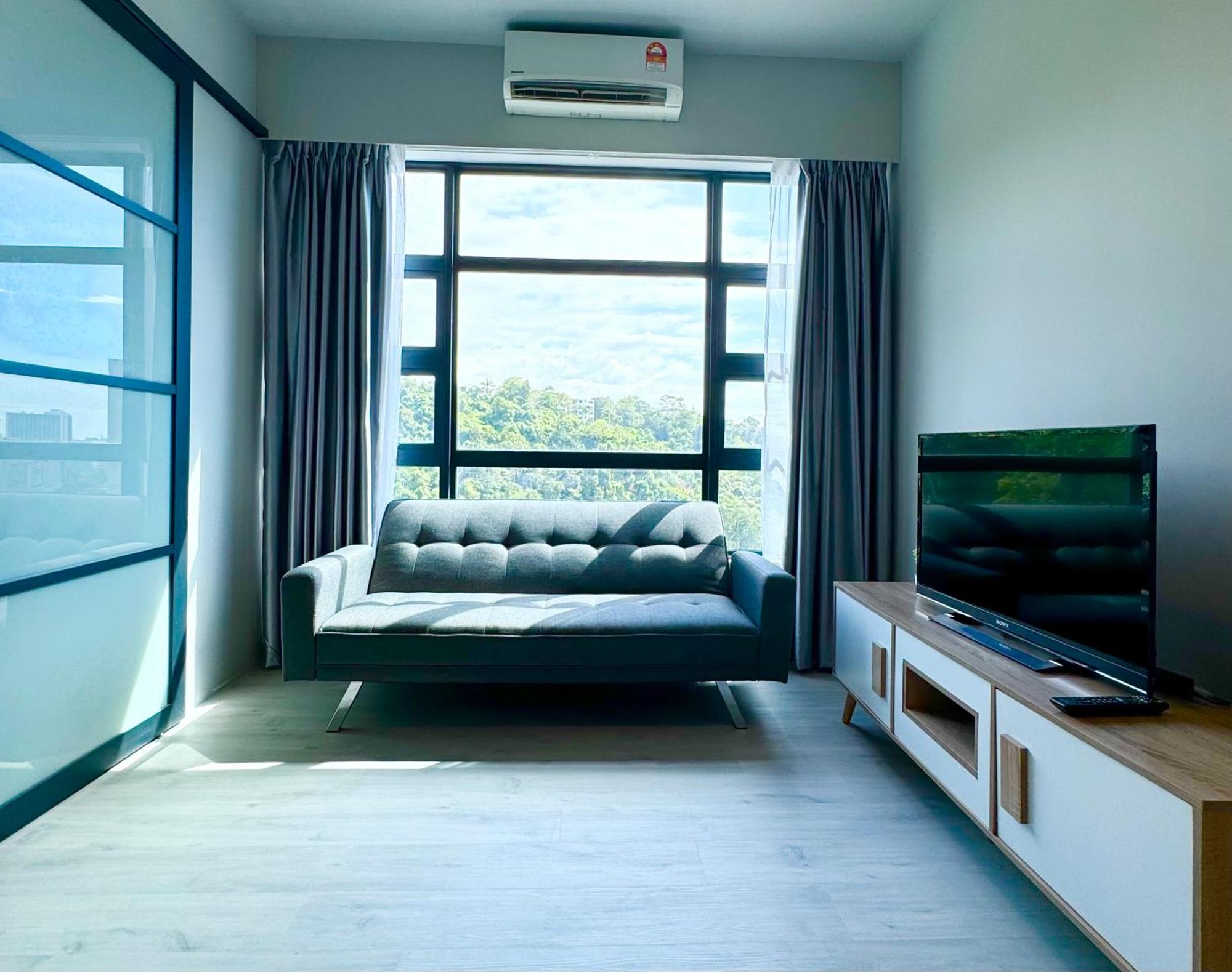 Sunset Seaview Vacation Condos @ Jesselton Quay Kota Kinabalu Phòng bức ảnh