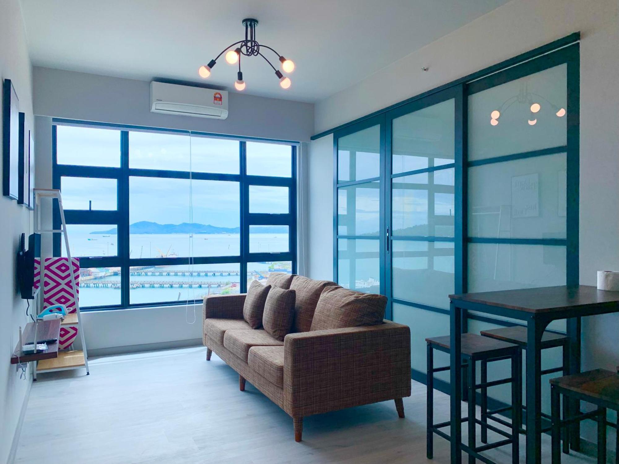 Sunset Seaview Vacation Condos @ Jesselton Quay Kota Kinabalu Phòng bức ảnh
