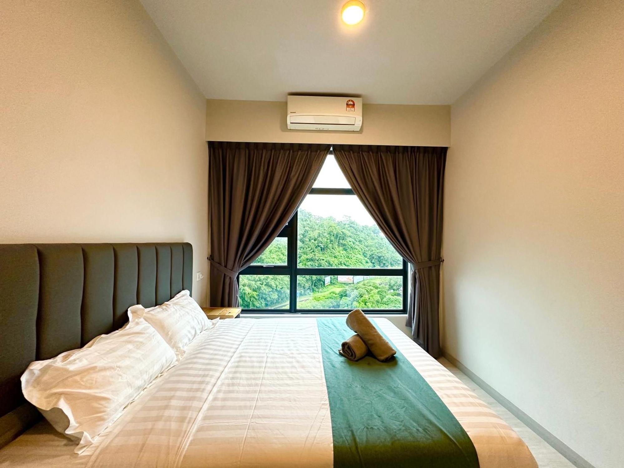 Sunset Seaview Vacation Condos @ Jesselton Quay Kota Kinabalu Ngoại thất bức ảnh